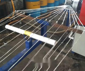 90型玻塑拉筋带生产线